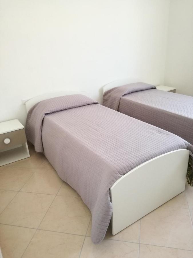 Bed and Breakfast Le Rondini Benetutti Exterior foto