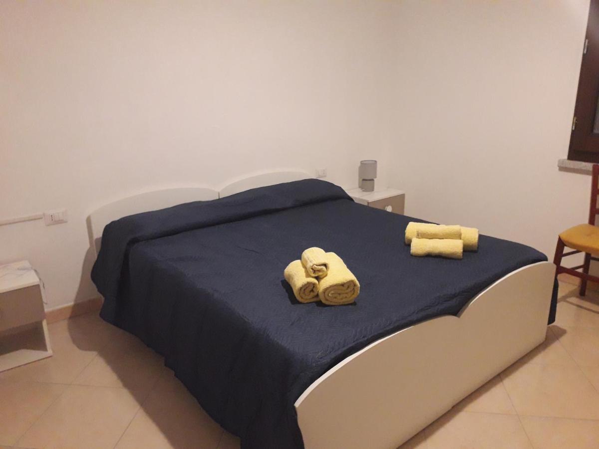 Bed and Breakfast Le Rondini Benetutti Exterior foto