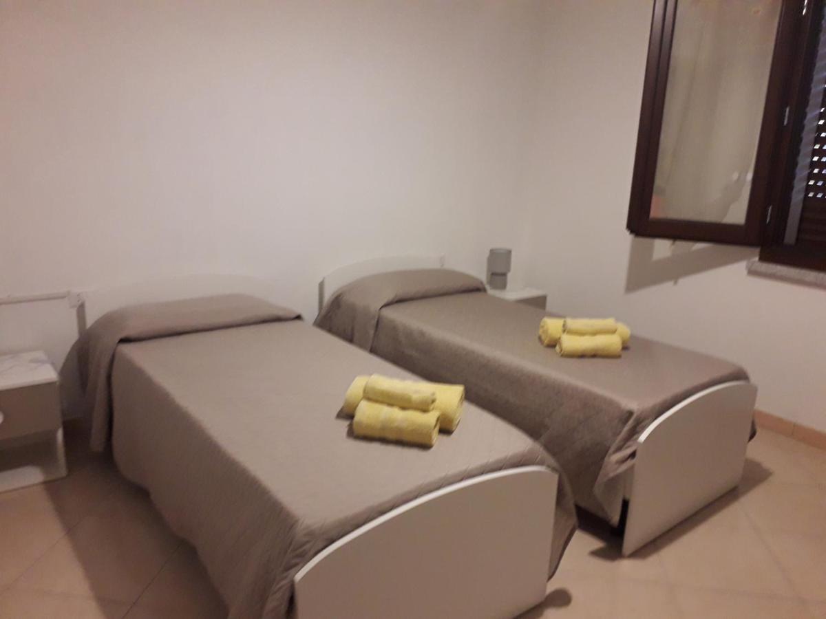 Bed and Breakfast Le Rondini Benetutti Exterior foto