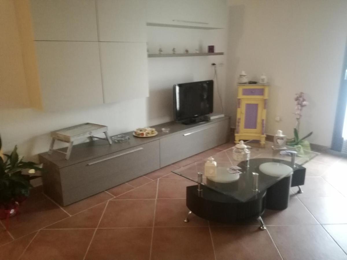 Bed and Breakfast Le Rondini Benetutti Exterior foto